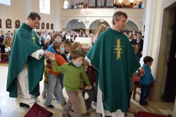 Novokněžské požehnání O. Martina a vítání jáhna Jiřího
